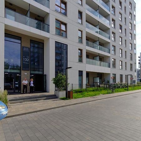 Hello Apartments Zajezdnia Wrzeszcz With Private Parking Gdańsk Exteriör bild